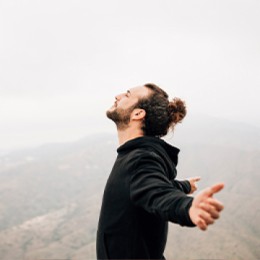 A Debit Card with Rewards & Free Checking?! No Way!