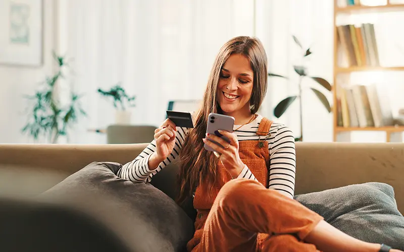 woman with credit card